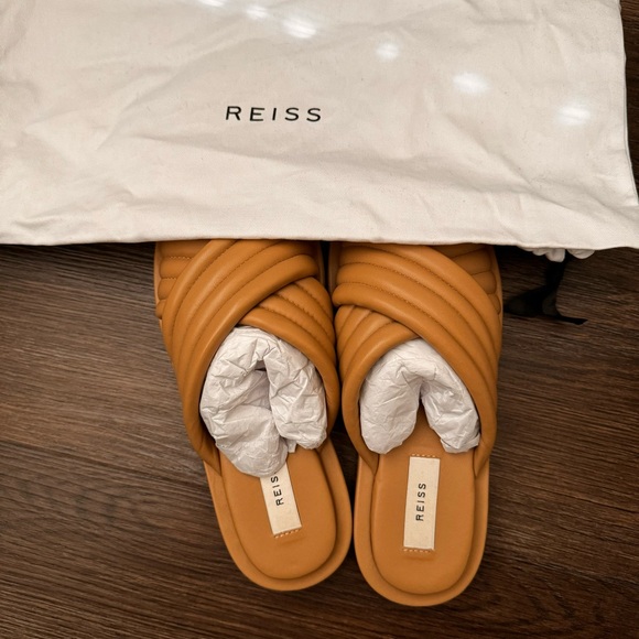 Reiss Blair Leather Slide Sandal - Picture 3 of 8